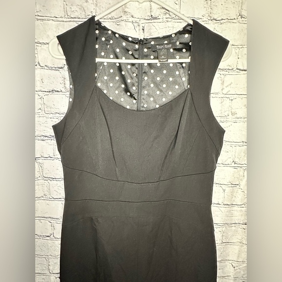 White House Black Market Dress 8 Petite Black Sleeveless Peplum Midi Sheath Dots - Picture 2 of 9